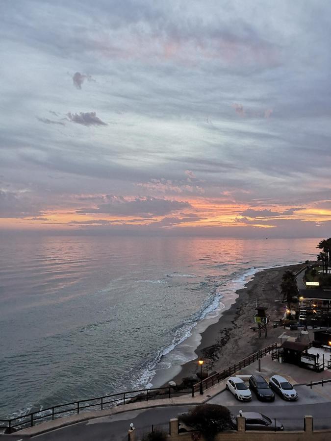 Sitio de Calahonda Beachfront Apartment Near Marbella מראה חיצוני תמונה