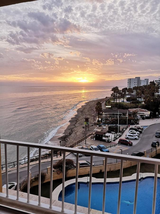 Sitio de Calahonda Beachfront Apartment Near Marbella מראה חיצוני תמונה