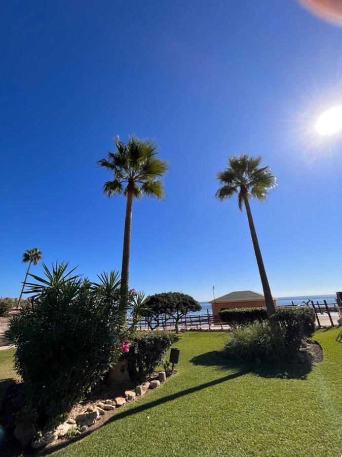 Sitio de Calahonda Beachfront Apartment Near Marbella מראה חיצוני תמונה