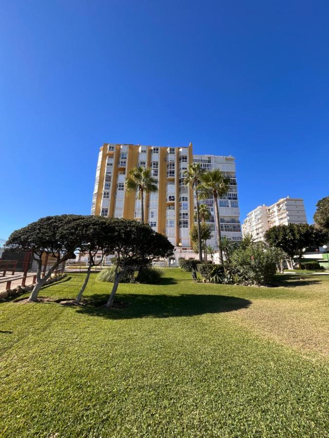 Sitio de Calahonda Beachfront Apartment Near Marbella מראה חיצוני תמונה