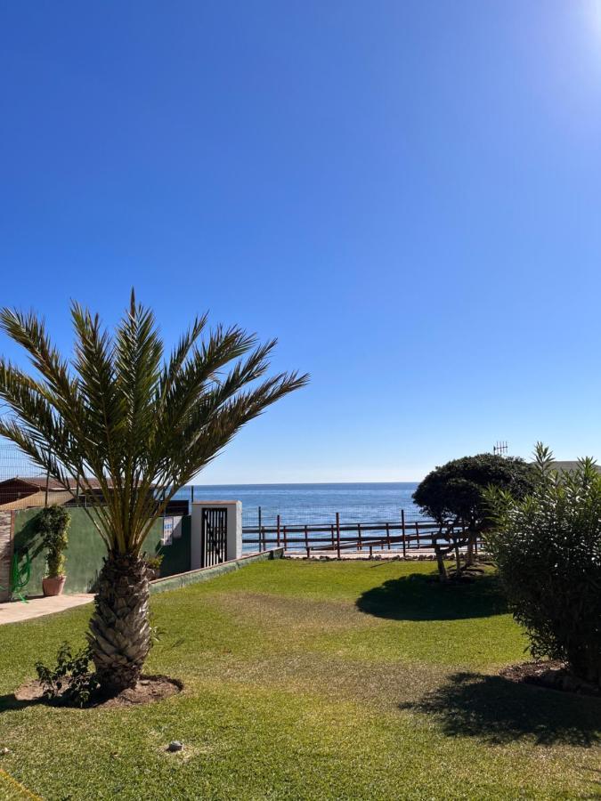 Sitio de Calahonda Beachfront Apartment Near Marbella מראה חיצוני תמונה